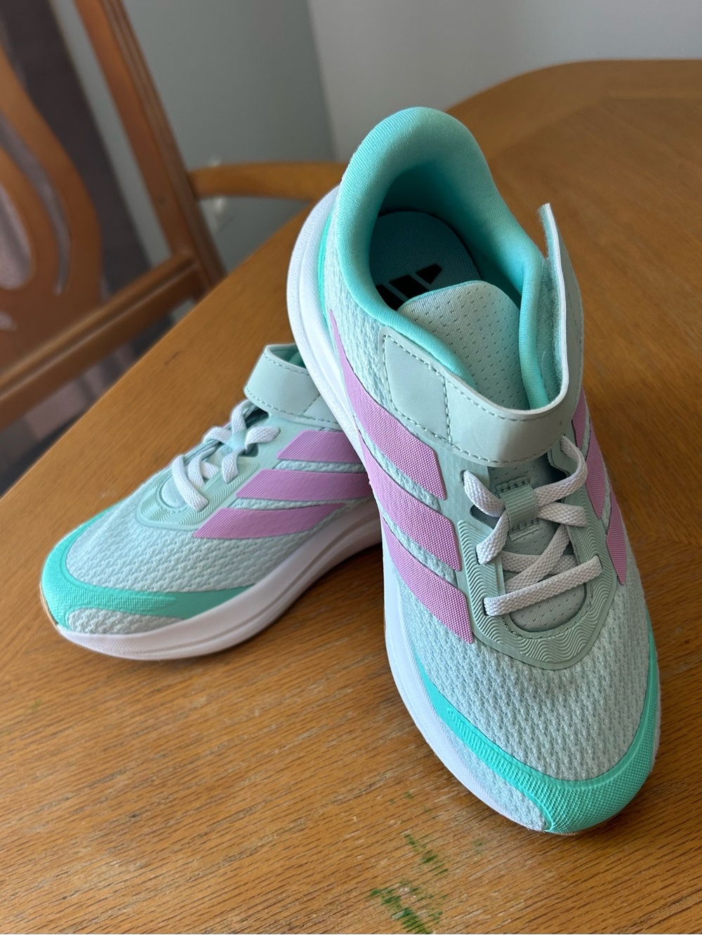 Adidas Kids Runfalcon 6 Mint Green Pink Sneakers KI1773 NWOT Size 2 Little Kid